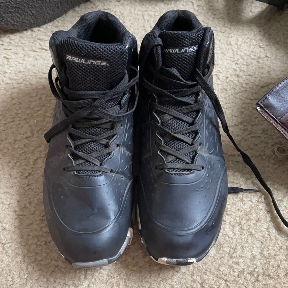 High top cleats